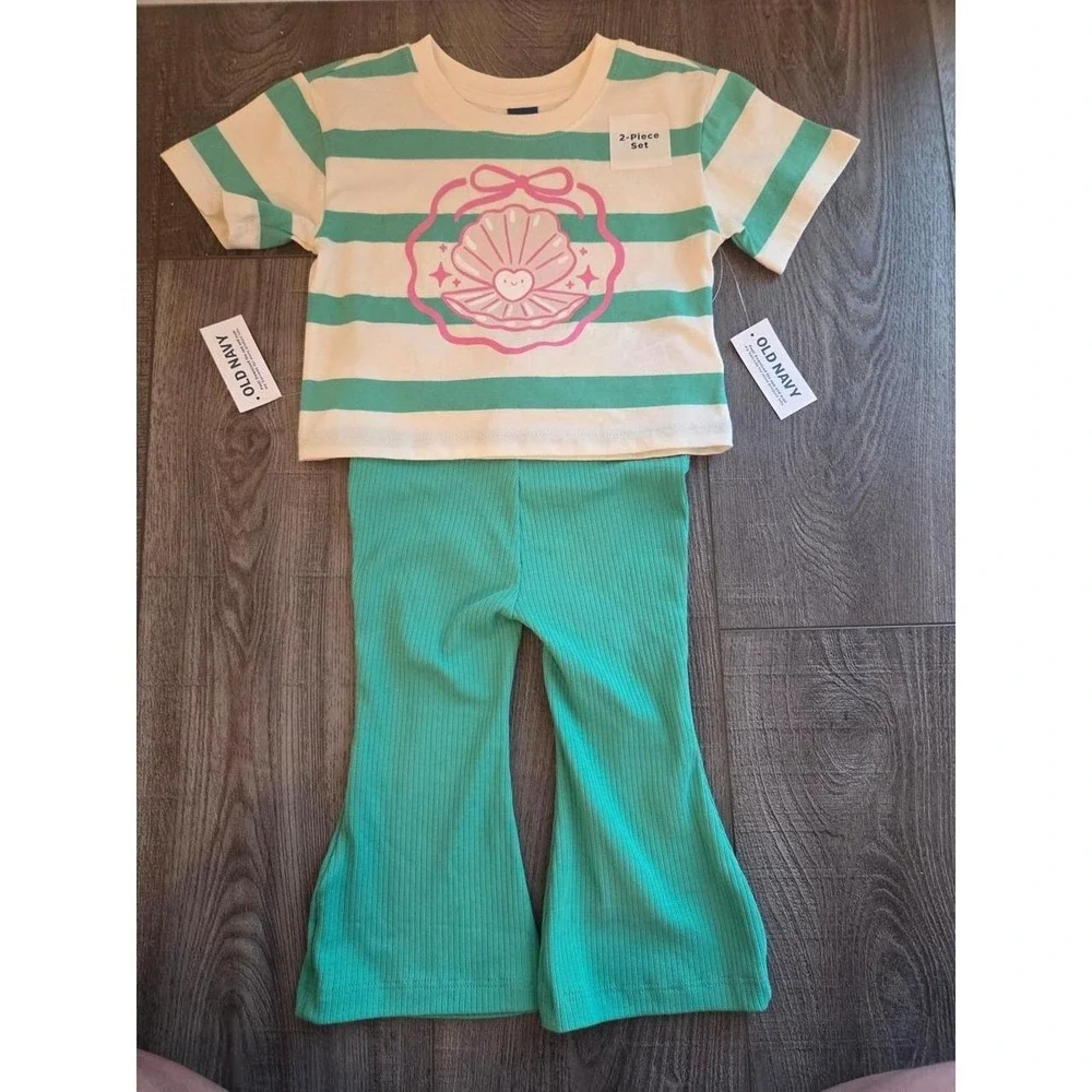 Old navy baby girl outfit 12-18 mos